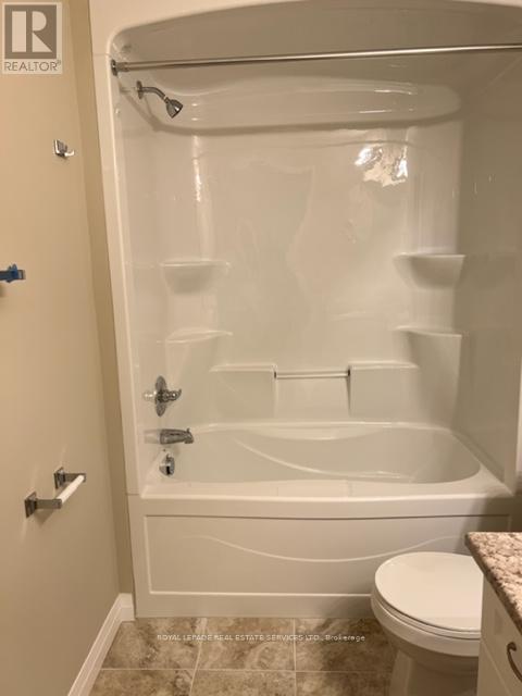 116 Laguna Village Crescent, Hamilton, Ontario  L0R 1P0 - Photo 16 - X12646092