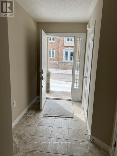 116 Laguna Village Crescent, Hamilton, Ontario  L0R 1P0 - Photo 3 - X12646092