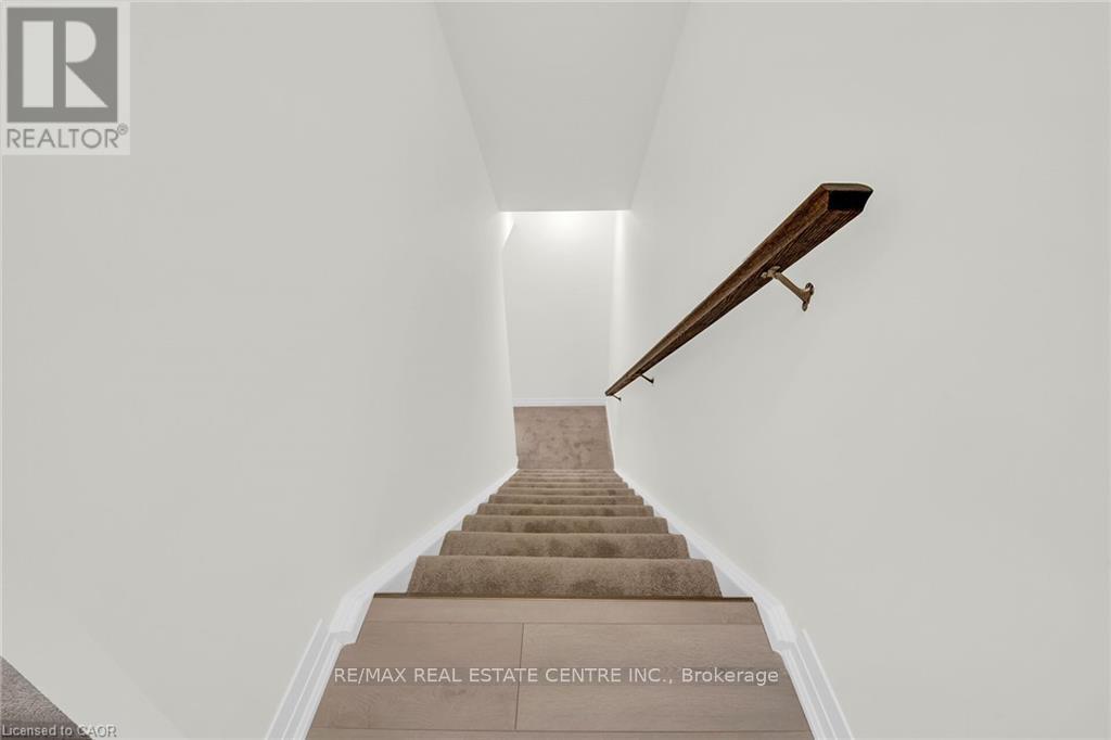 C017 - 10 Urbane Boulevard, Kitchener, Ontario  N2E 0H8 - Photo 16 - X12646128