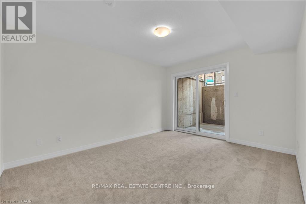 C017 - 10 Urbane Boulevard, Kitchener, Ontario  N2E 0H8 - Photo 21 - X12646128