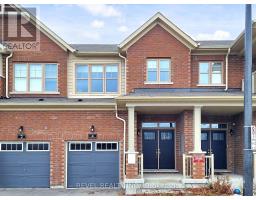 4 PARADISE WAY, Whitby, Ontario