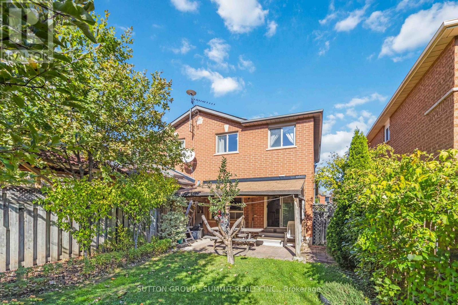 5607 Palmerston Crescent, Mississauga, Ontario  L5M 5Y6 - Photo 15 - W12470727