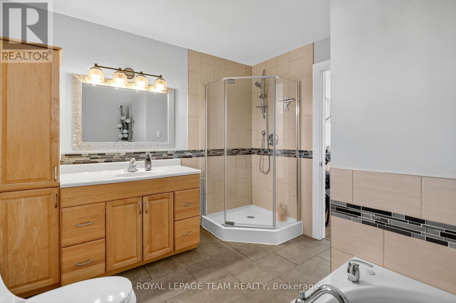 22 Vesta Street, Ottawa, Ontario  K2J 3Y9 - Photo 22 - X12646178