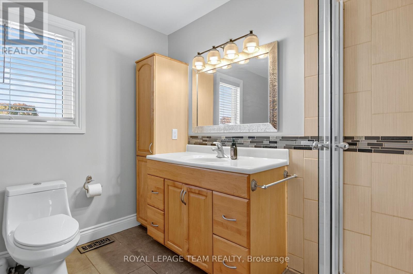 22 Vesta Street, Ottawa, Ontario  K2J 3Y9 - Photo 24 - X12646178