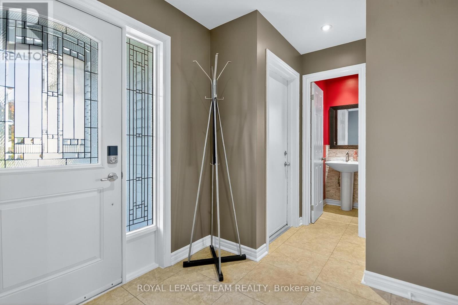 22 Vesta Street, Ottawa, Ontario  K2J 3Y9 - Photo 3 - X12646178