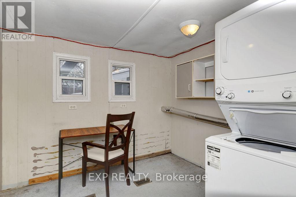 9 Dell Avenue, Ottawa, Ontario  K2H 7R4 - Photo 17 - X12646198