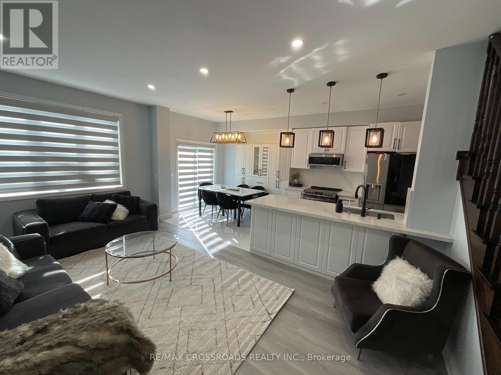 855 Miltonbrook Crescent, Milton, Ontario  L9T 7P5 - Photo 5 - W12645946