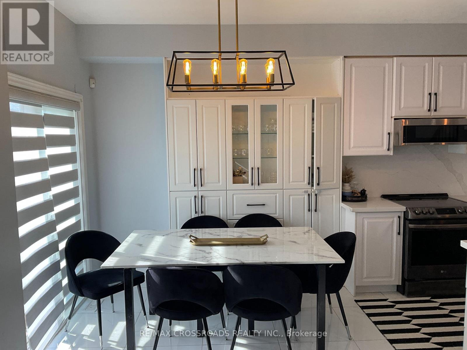 855 Miltonbrook Crescent, Milton, Ontario  L9T 7P5 - Photo 6 - W12645946