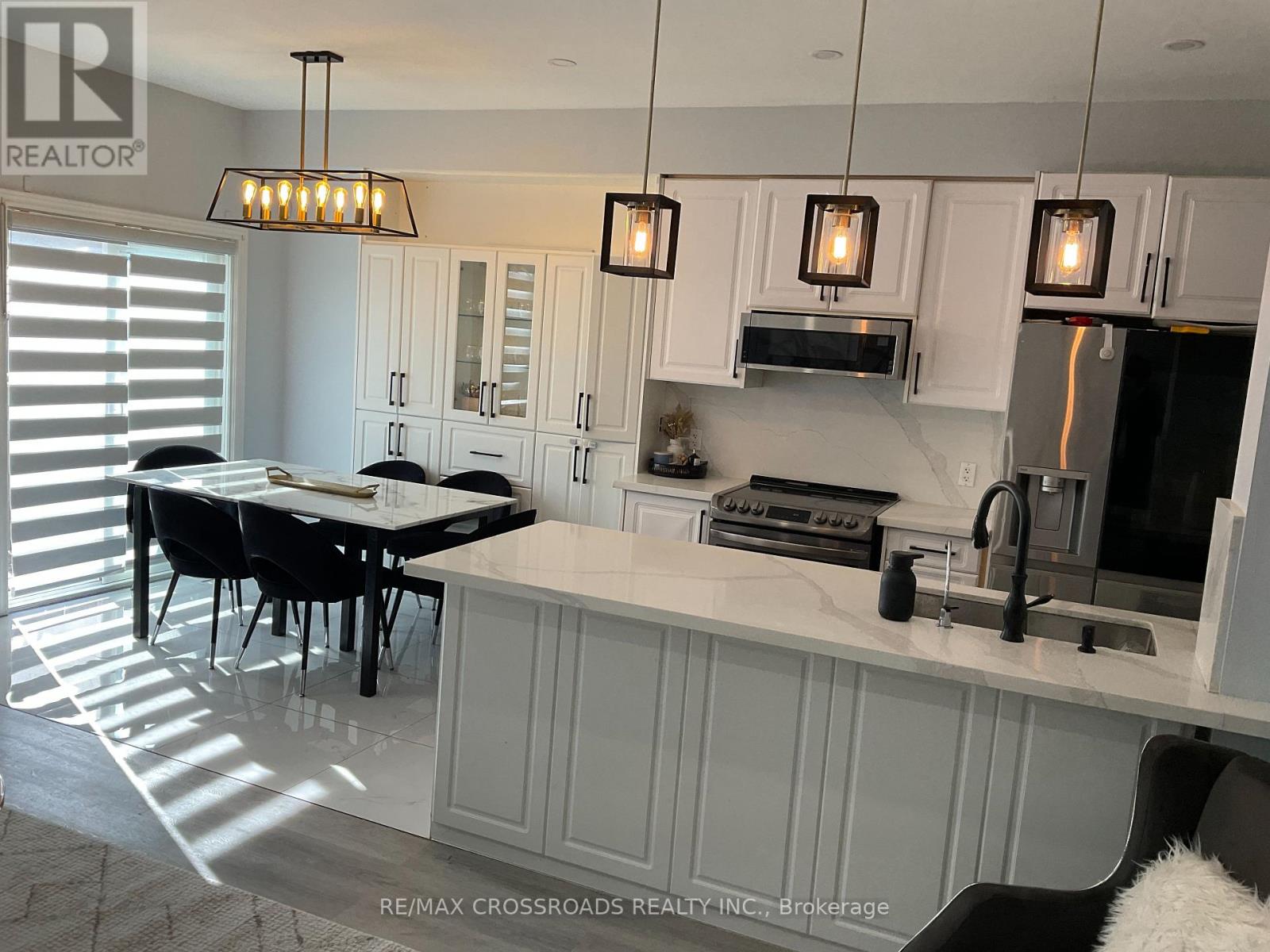 855 Miltonbrook Crescent, Milton, Ontario  L9T 7P5 - Photo 7 - W12645946