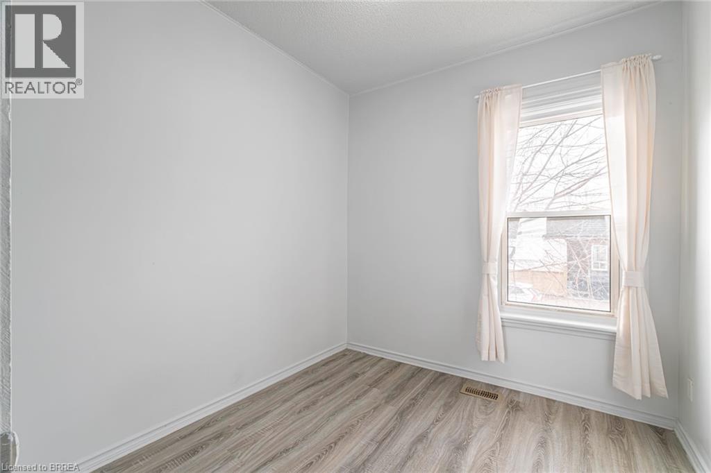 89 Maitland Street, Brantford, Ontario  N3S 6L5 - Photo 9 - 40794684