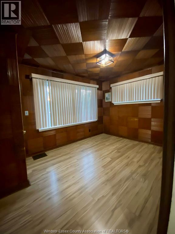943 Lauzon Road, Windsor, Ontario  N8S 3M4 - Photo 13 - 25031940