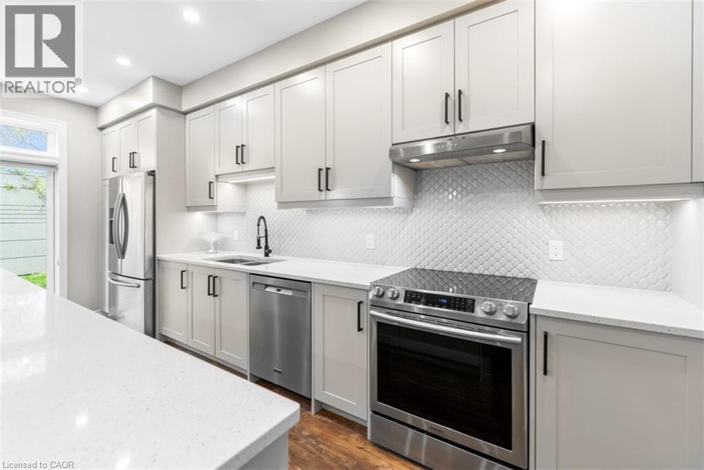 12 Lindsay Way, Grimsby, Ontario  L3M 0H6 - Photo 8 - 40794785