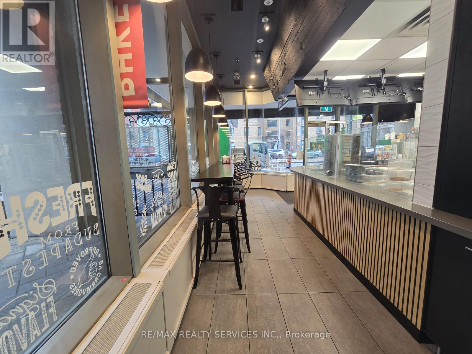 55 St Clair Avenue, Toronto (Yonge-St. Clair), Ontario  M4V 2Y7 - Photo 12 - C12646172