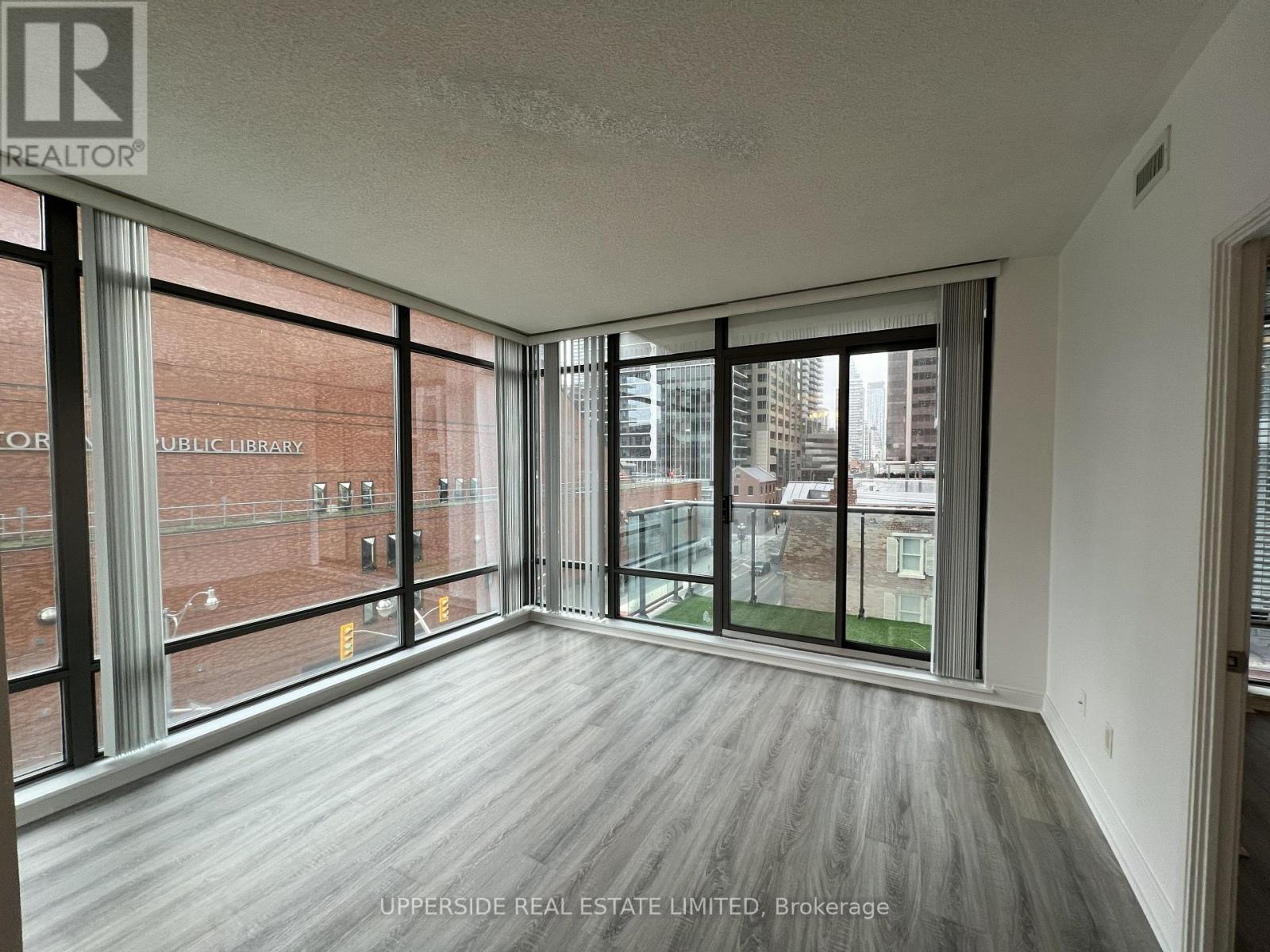 502 - 18 Yorkville Avenue, Toronto, Ontario  M4W 3Y8 - Photo 7 - C12642062