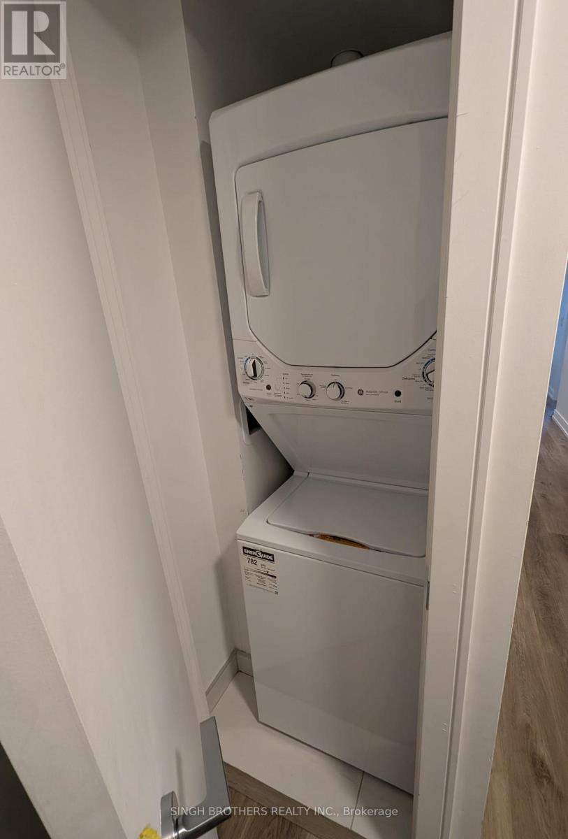 1319 - 1 Jarvis Street, Hamilton, Ontario  L8R 0A8 - Photo 13 - X12632746