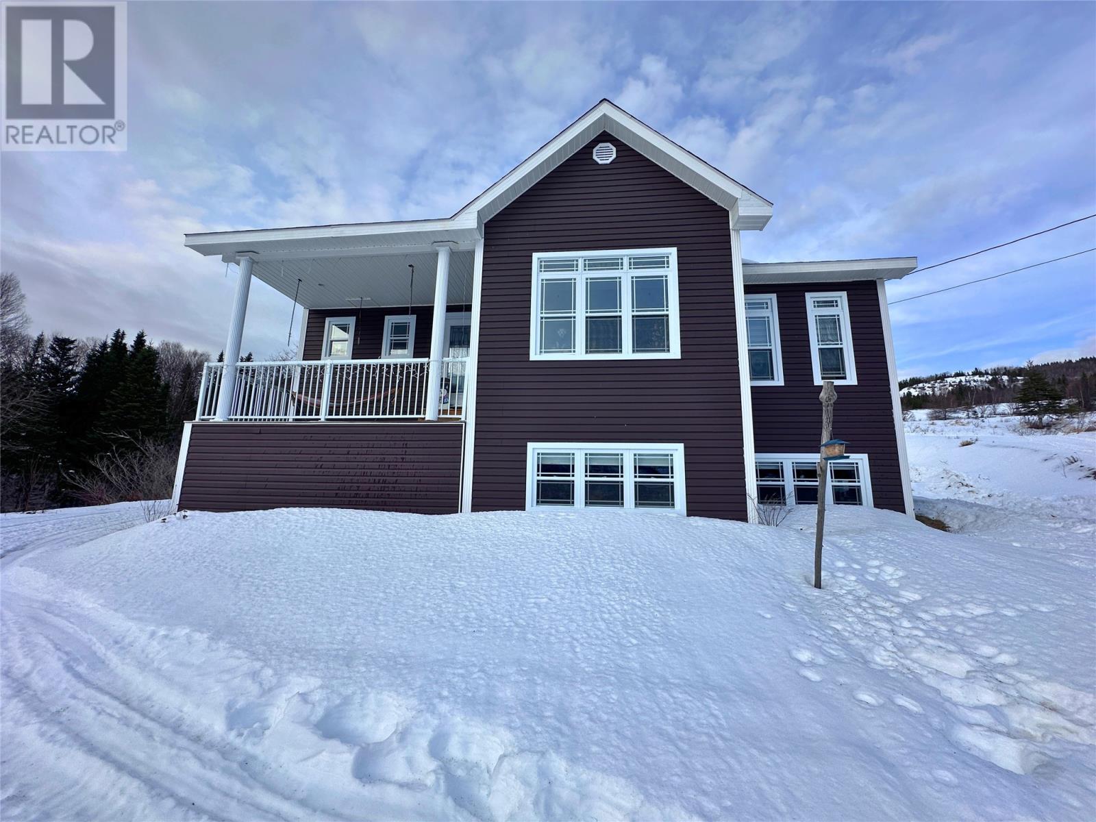 1 High Street, Middle Arm, Newfoundland & Labrador