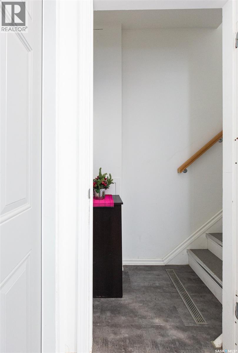 348 High Street W, Moose Jaw, Saskatchewan  S6H 1S9 - Photo 5 - SK025845