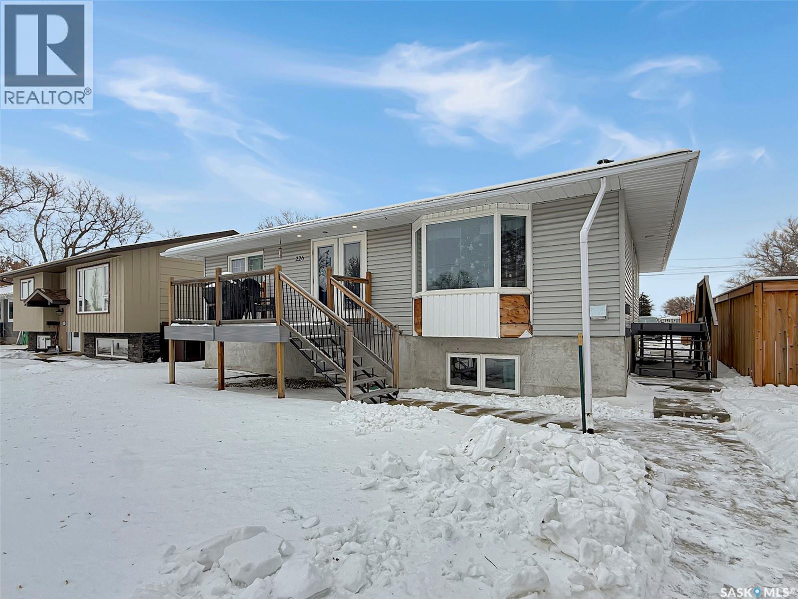 226 4th AVENUE SE, Swift Current, Saskatchewan