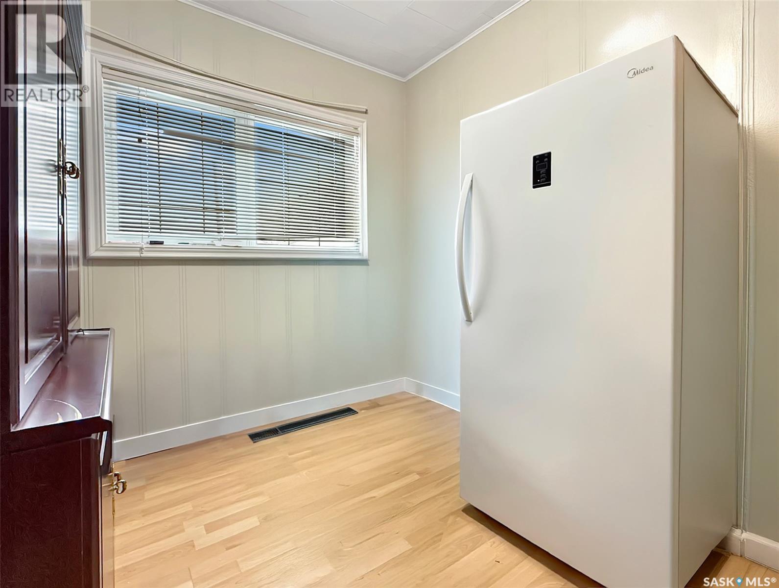 226 4th Avenue Se, Swift Current, Saskatchewan  S9H 3L5 - Photo 18 - SK025835