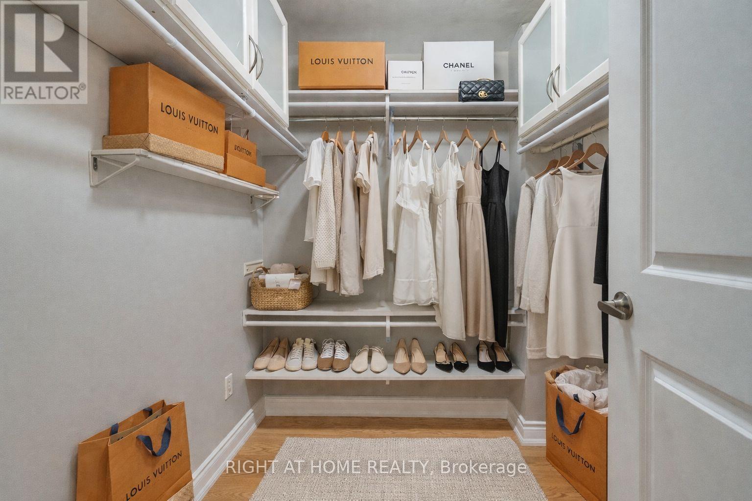 6 - 99 Brant Street, Oakville, Ontario  L6K 2Z5 - Photo 23 - W12646138