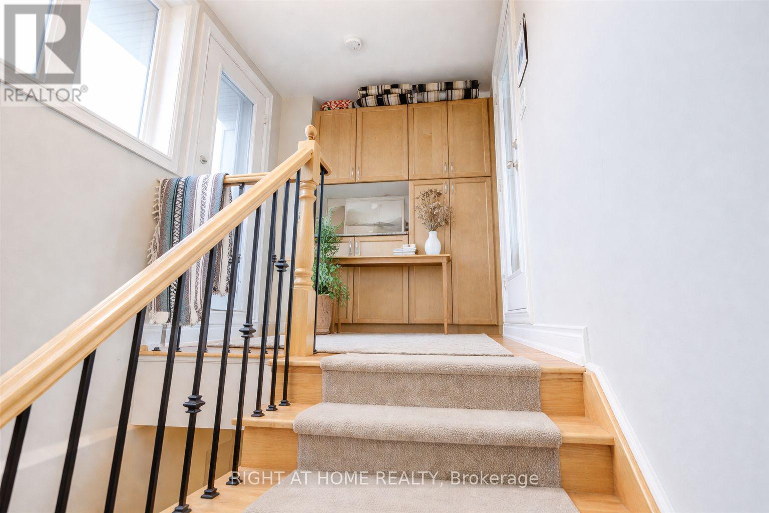 6 - 99 Brant Street, Oakville, Ontario  L6K 2Z5 - Photo 25 - W12646138