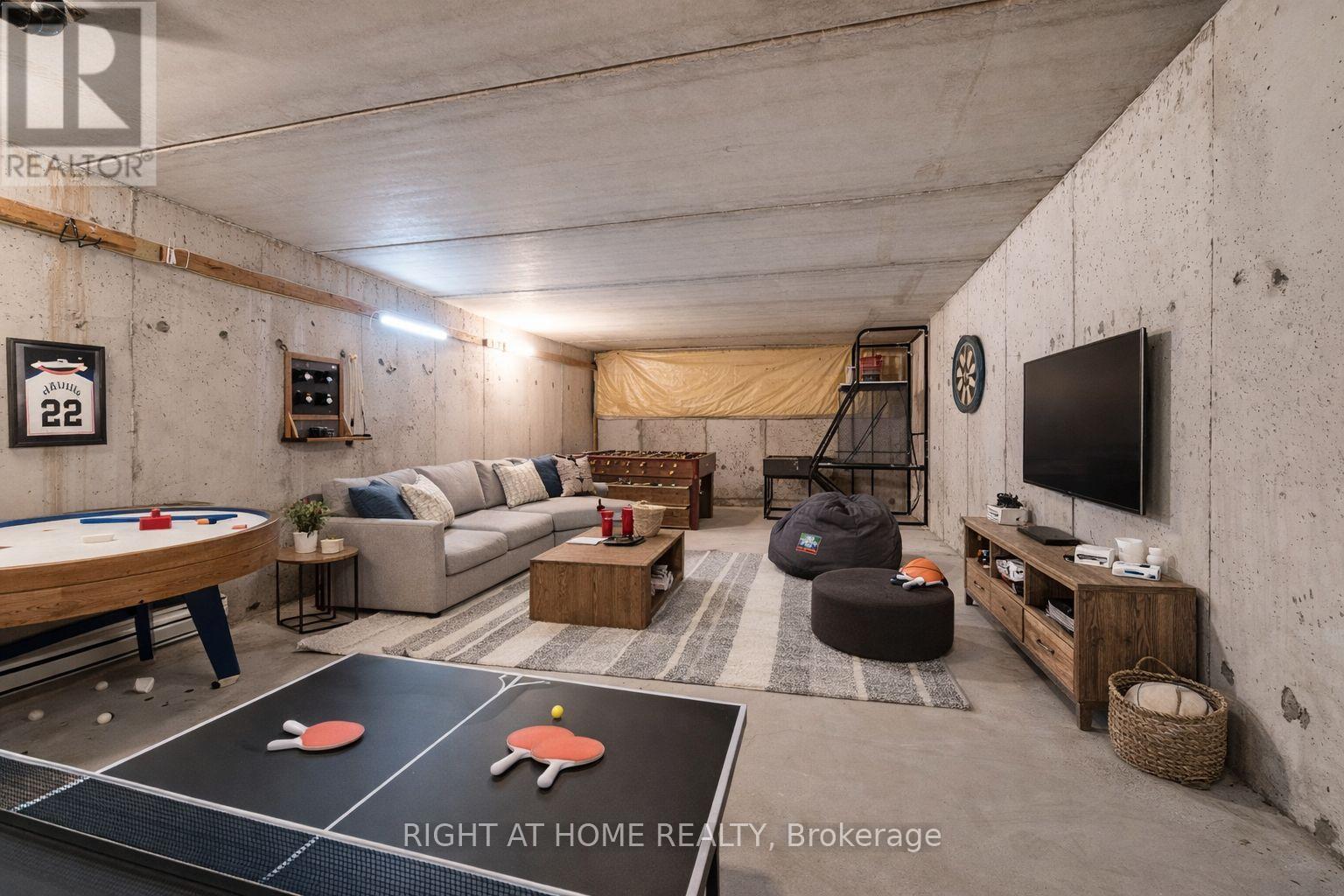 6 - 99 Brant Street, Oakville, Ontario  L6K 2Z5 - Photo 28 - W12646138