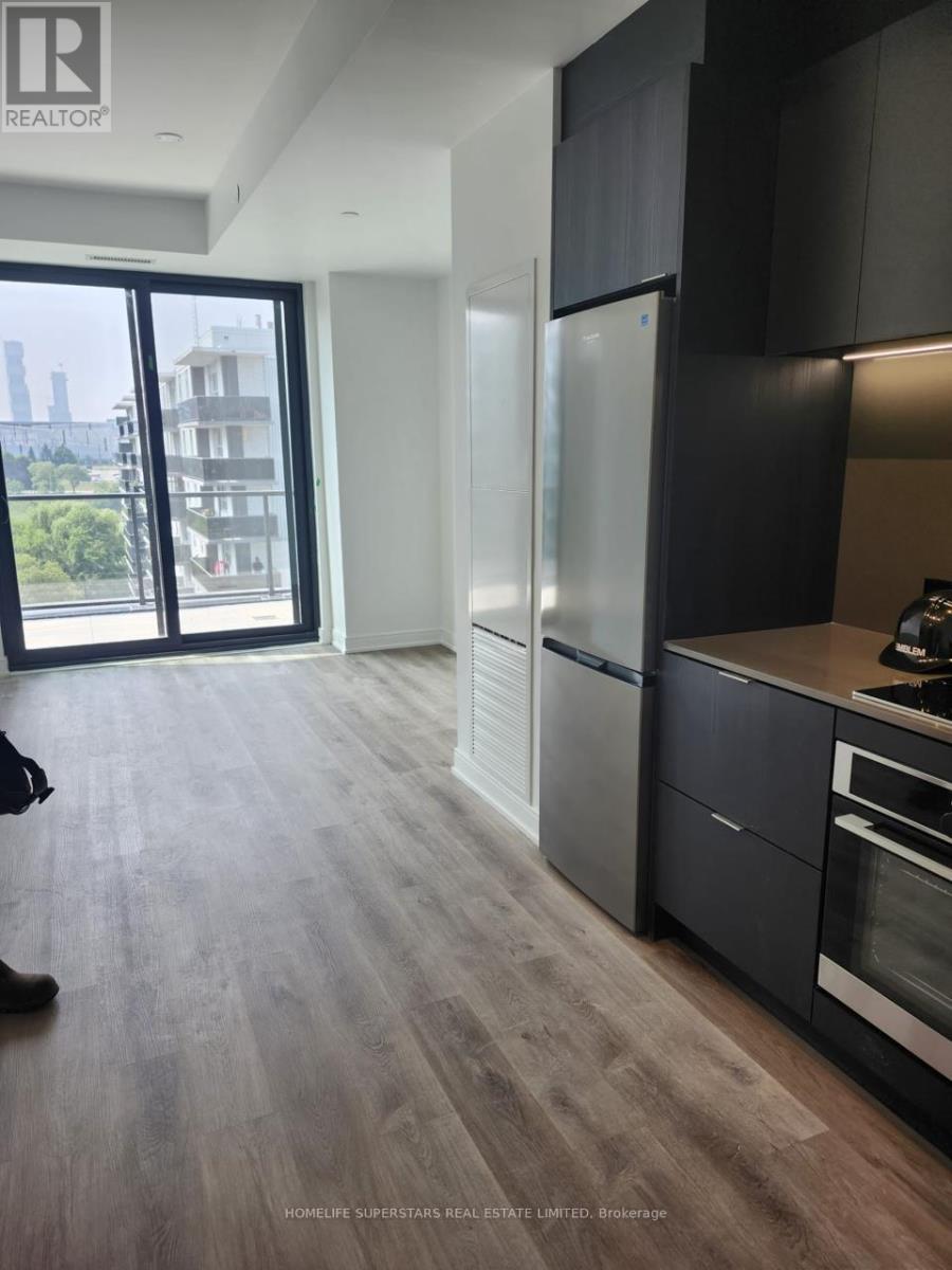 815 - 3009 Novar Road, Mississauga, Ontario  L5B 1H7 - Photo 2 - W12646142