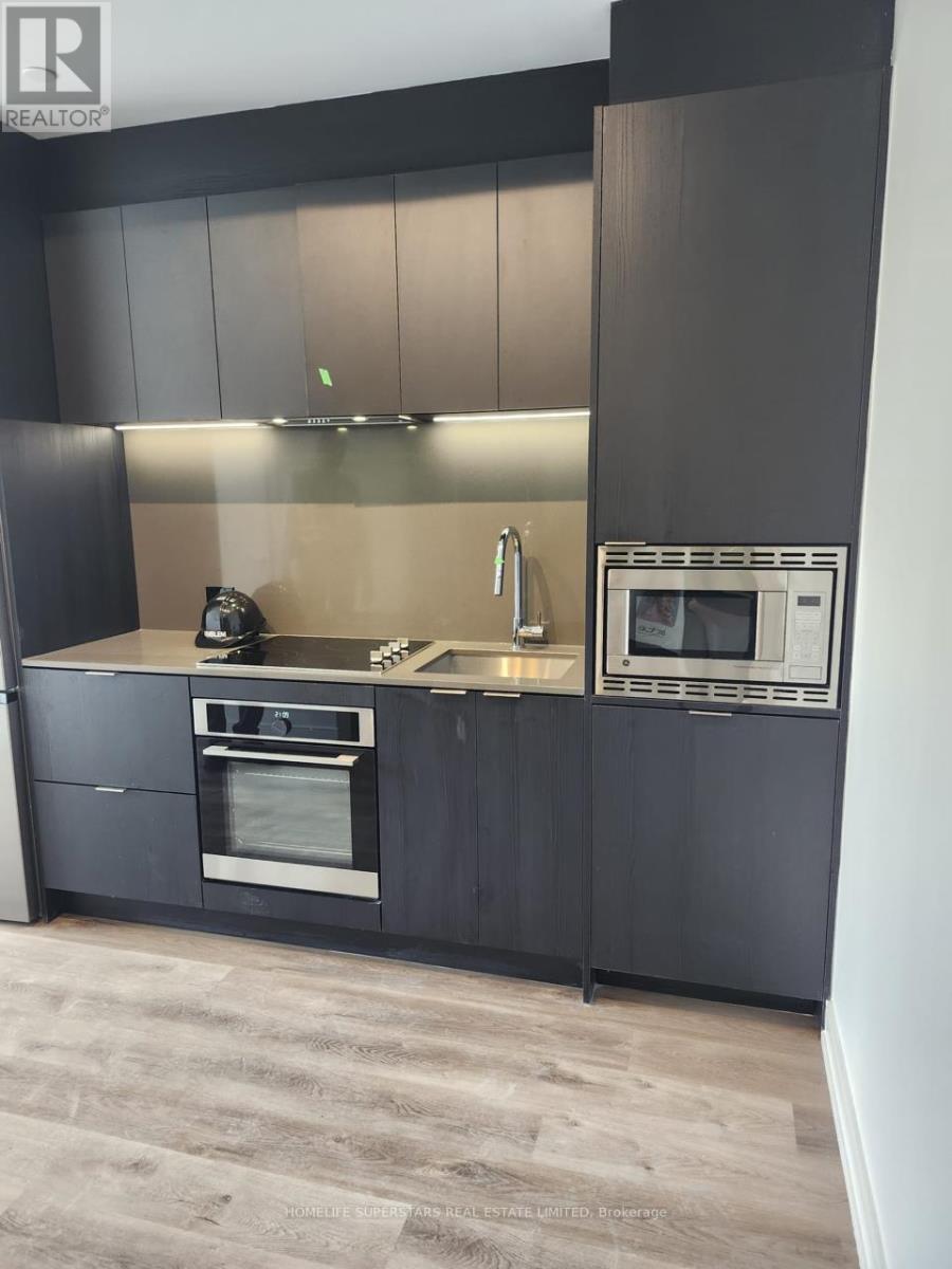 815 - 3009 Novar Road, Mississauga, Ontario  L5B 1H7 - Photo 3 - W12646142