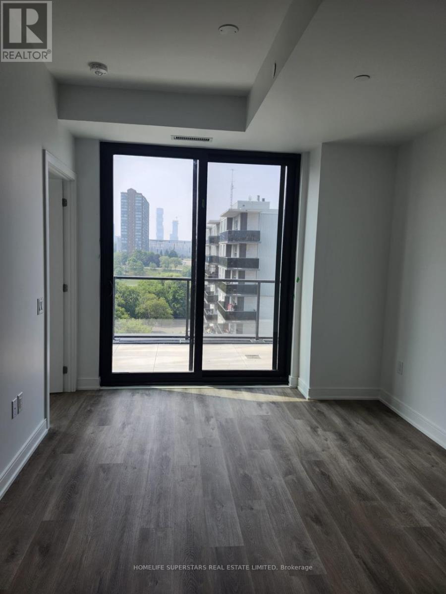 815 - 3009 Novar Road, Mississauga, Ontario  L5B 1H7 - Photo 4 - W12646142