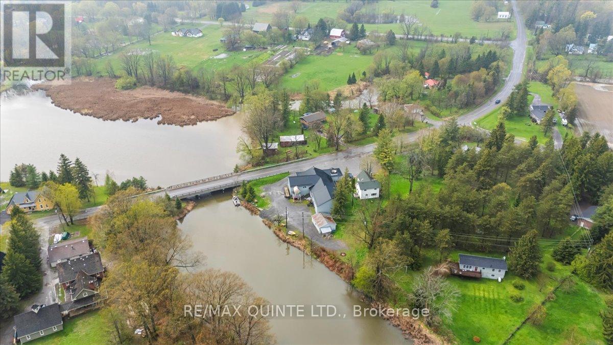 911-913 County Road 13, Prince Edward County (South Marysburg Ward), Ontario  K0K 2P0 - Photo 10 - X12136122