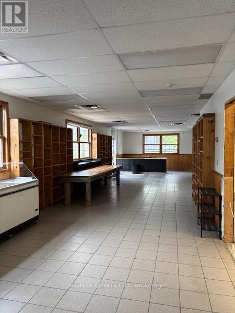 911-913 County Road 13, Prince Edward County (South Marysburg Ward), Ontario  K0K 2P0 - Photo 13 - X12136122