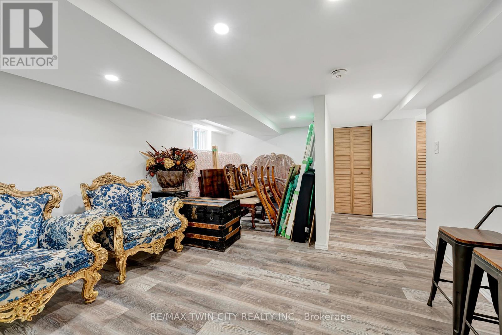 42 Shanley Street, Waterloo, Ontario  N2H 4N9 - Photo 35 - X12646200