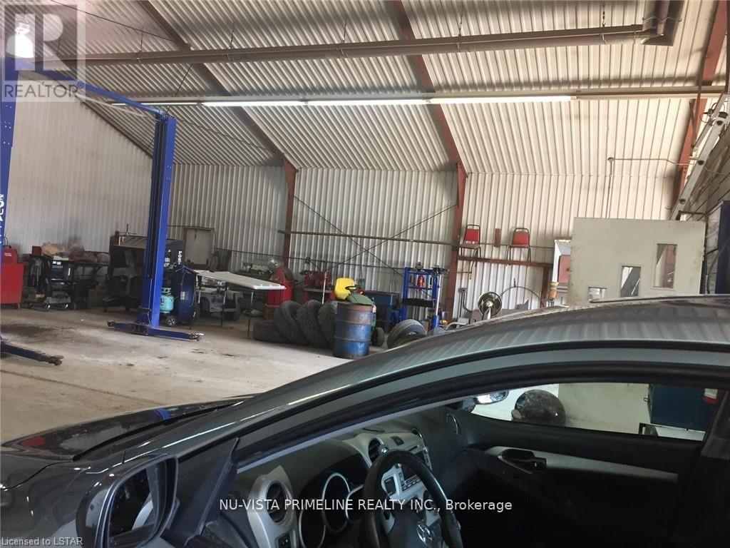 5612 James Street, Lucan Biddulph (Lucan), Ontario  N0M 2J0 - Photo 10 - X12646336