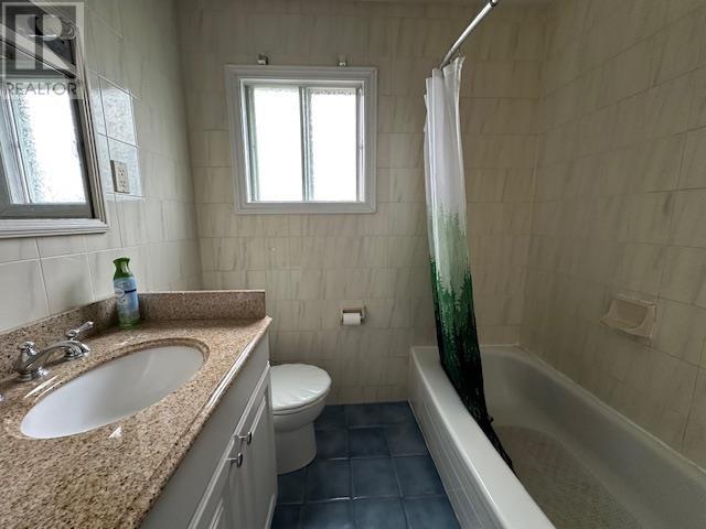 8 Laurier Ave, Terrace Bay, Ontario  P0T 2W0 - Photo 11 - TB253280