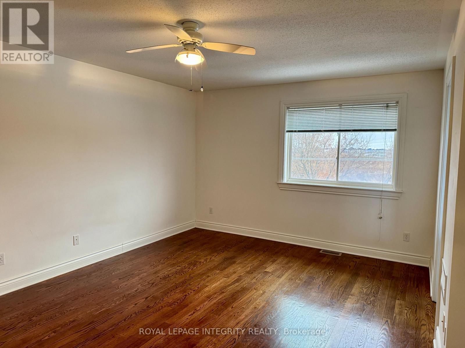 72 Castle Glen Crescent E, Ottawa, Ontario  K2L 4H1 - Photo 15 - X12646286