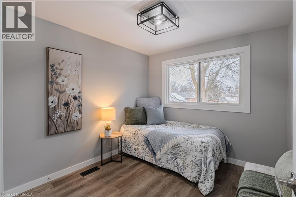 234 Grand Street, Brantford, Ontario  N3R 4C4 - Photo 25 - 40794507