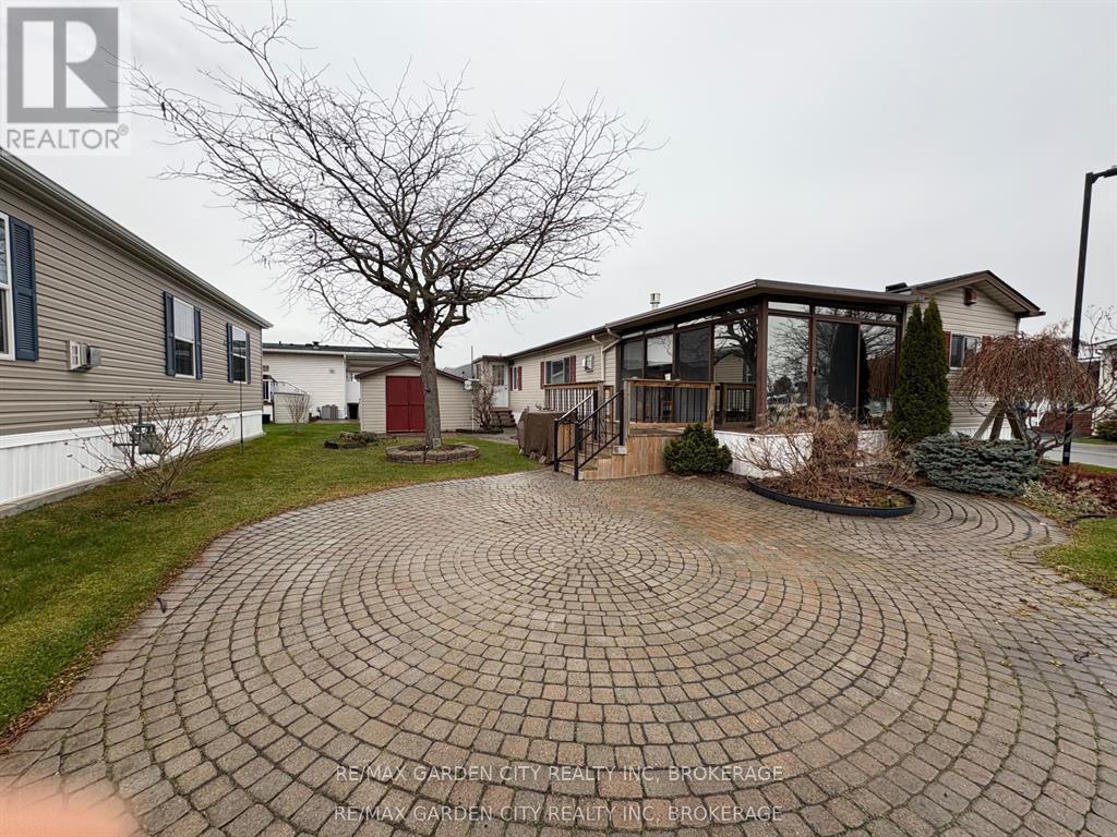 327 - 3033 TOWNLINE ROAD S, Fort Erie, Ontario