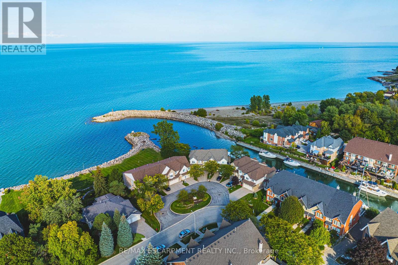 6 - 85 Edgewater Drive, Hamilton, Ontario  L8E 4Z2 - Photo 39 - X12433915