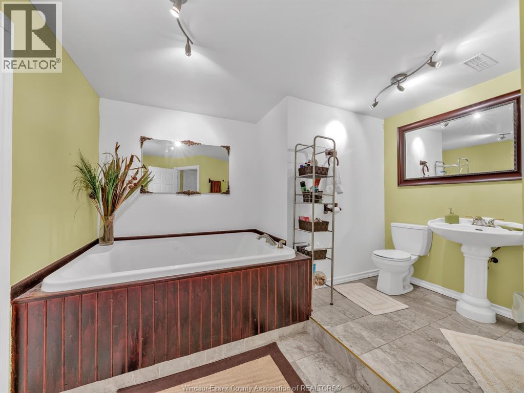 2153 Dominion Boulevard, Windsor, Ontario  N9B 3H8 - Photo 23 - 25031951