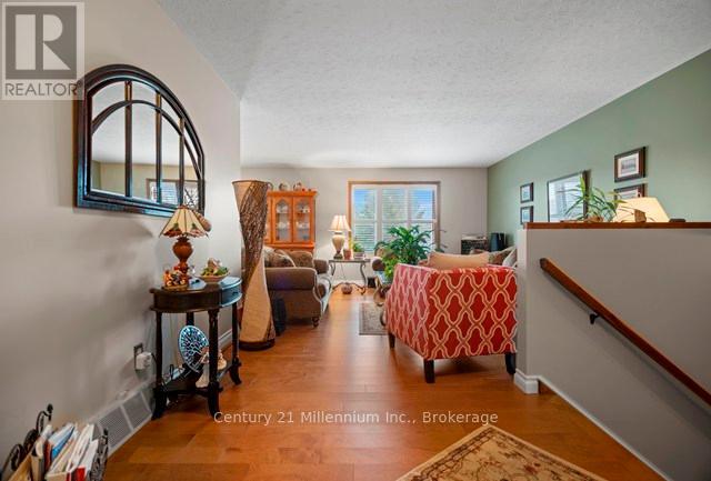 898 Mcpherson Crescent, Kincardine, Ontario  N2Z 1M1 - Photo 5 - X12646312