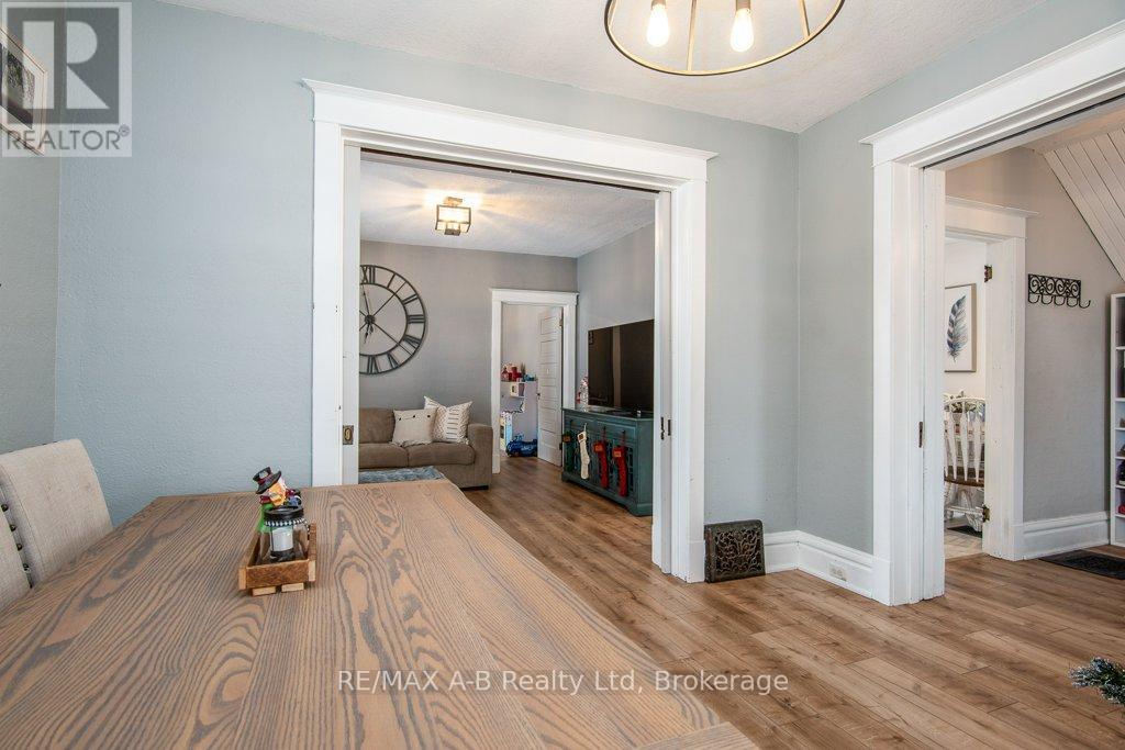 2 Loveys Street E, East Zorra-Tavistock, Ontario  N0J 1L0 - Photo 20 - X12646324