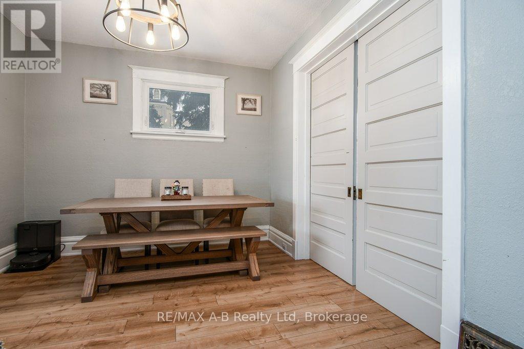 2 Loveys Street E, East Zorra-Tavistock, Ontario  N0J 1L0 - Photo 21 - X12646324