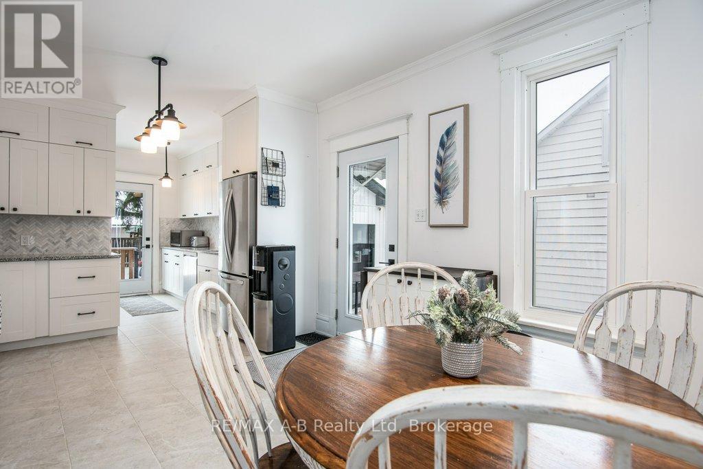 2 Loveys Street E, East Zorra-Tavistock, Ontario  N0J 1L0 - Photo 22 - X12646324