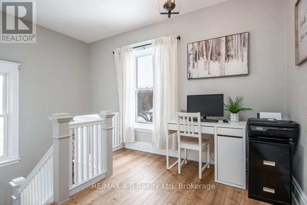 2 Loveys Street E, East Zorra-Tavistock, Ontario  N0J 1L0 - Photo 34 - X12646324