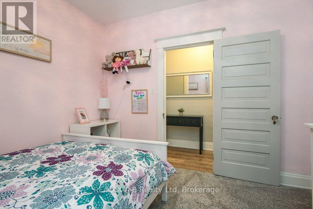 2 Loveys Street E, East Zorra-Tavistock, Ontario  N0J 1L0 - Photo 41 - X12646324