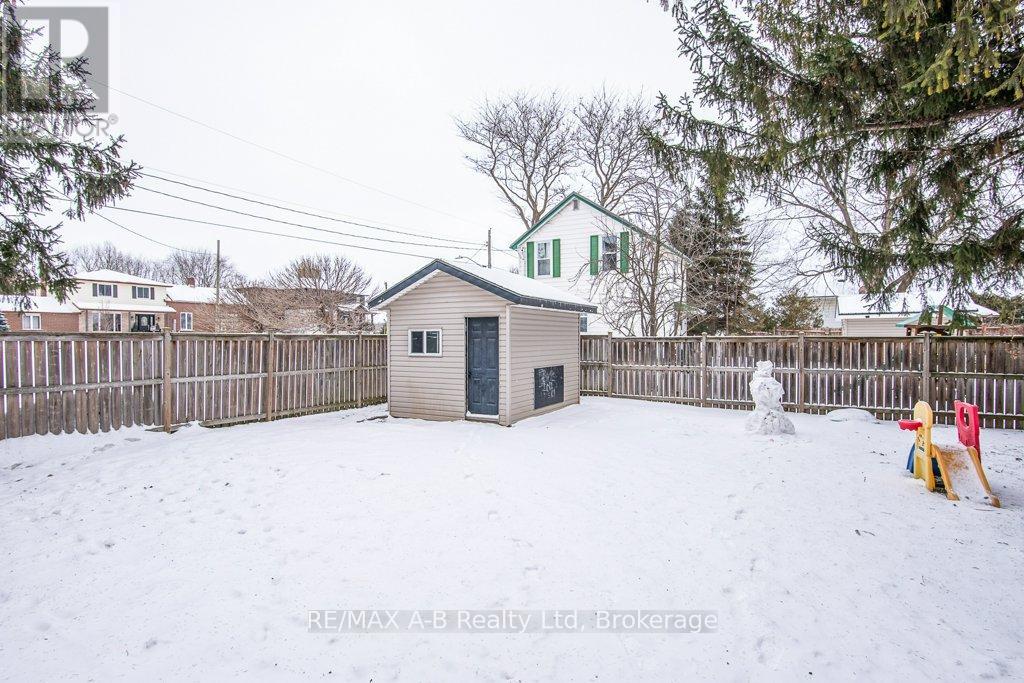 2 Loveys Street E, East Zorra-Tavistock, Ontario  N0J 1L0 - Photo 7 - X12646324