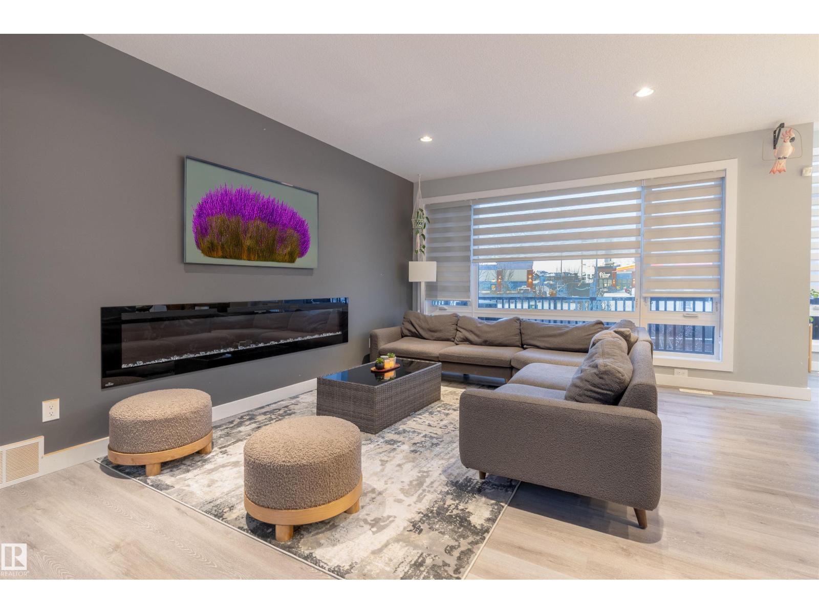 2118 Cavanagh Dr Sw, Edmonton, Alberta  T6W 4G1 - Photo 4 - E4468506