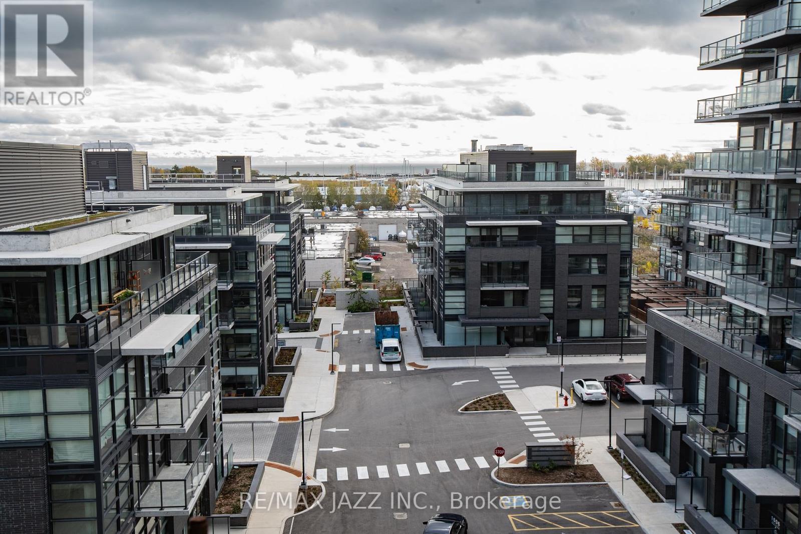 714 - 1600 Charles Street, Whitby, Ontario  L1N 0G4 - Photo 10 - E12532254