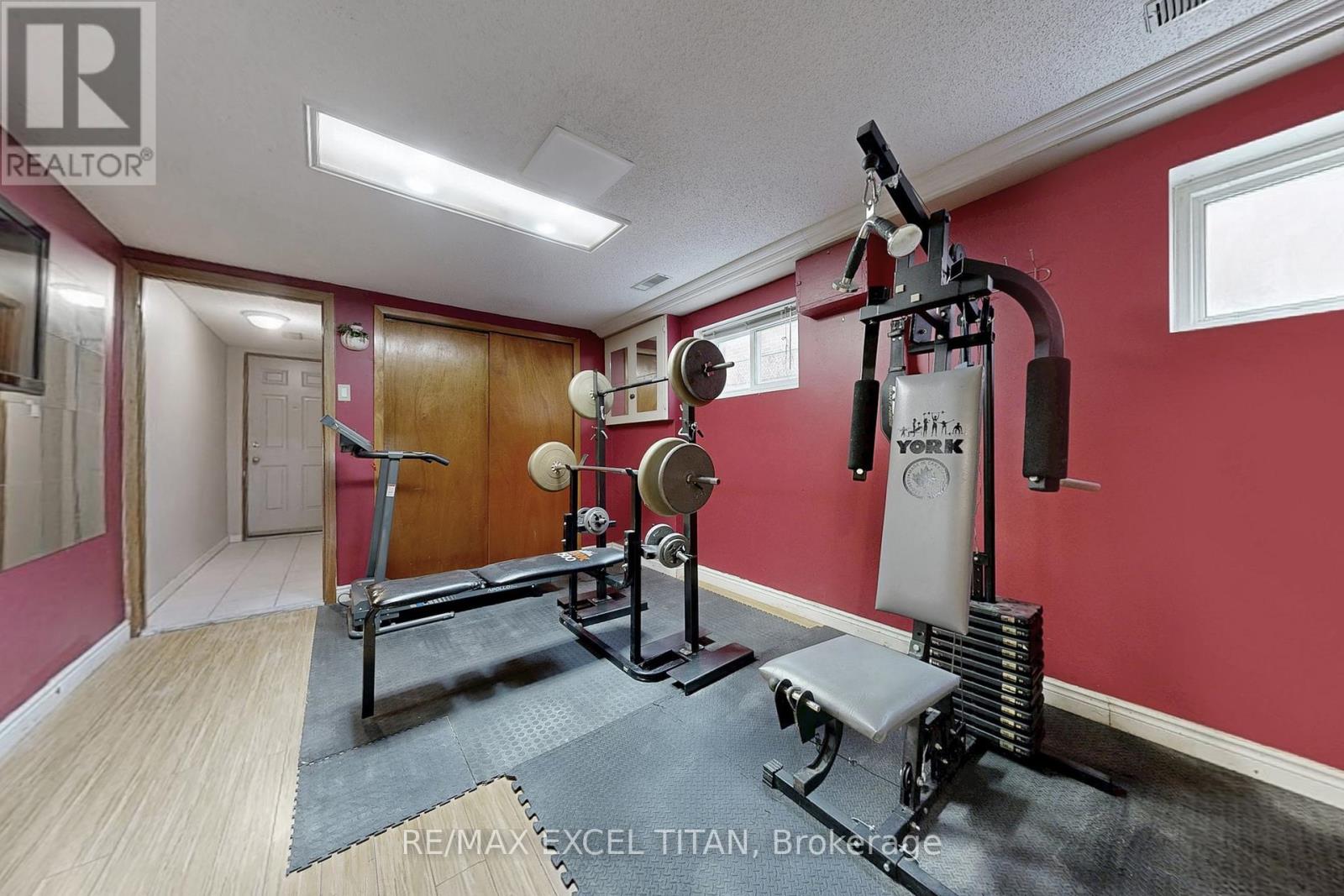 251 Shawnee Circle, Toronto, Ontario  M2H 2Y3 - Photo 24 - C12646216