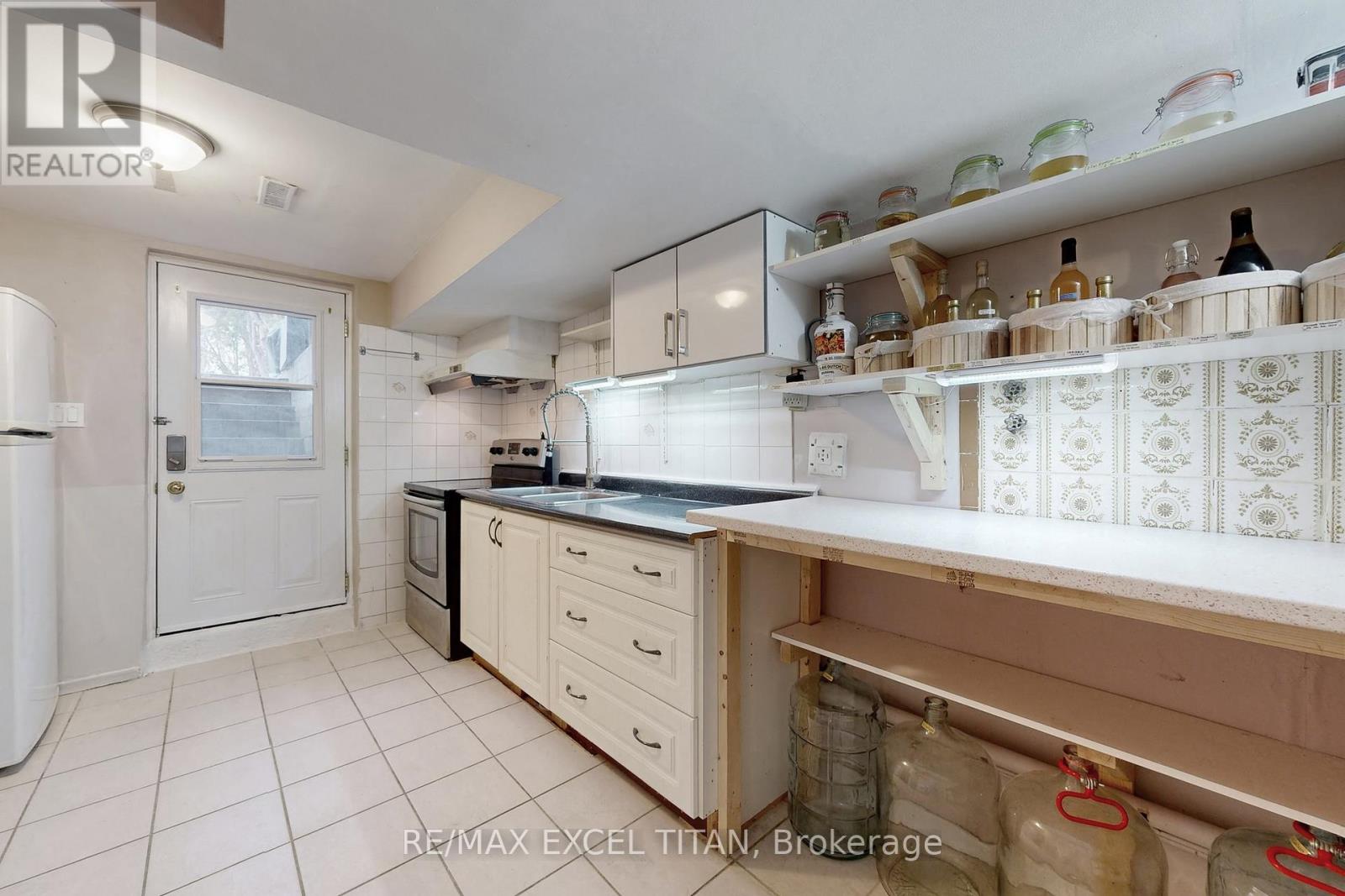 251 Shawnee Circle, Toronto, Ontario  M2H 2Y3 - Photo 29 - C12646216